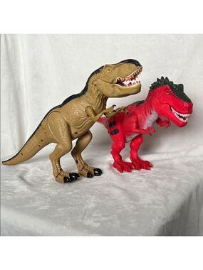 Articulating Red and Tan Action Figures Dinosaur Playset